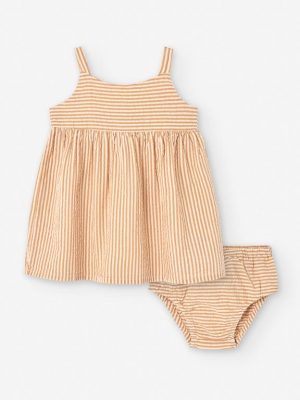 Vestido y cubrepañal